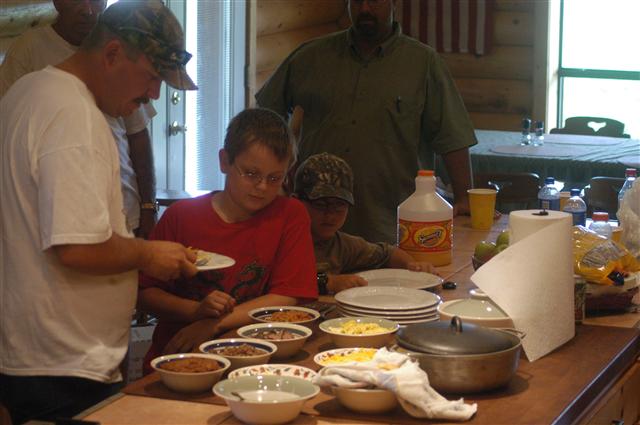 Los Vecinos Ranch - Family and Group Lodging on the Frio River in the Texas Brush Country