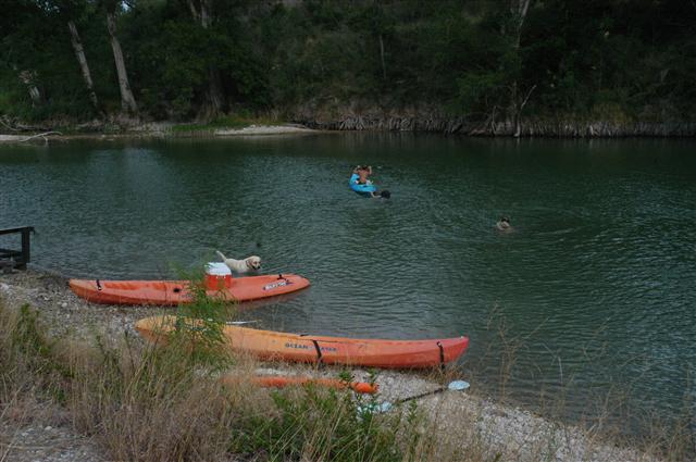 Los Vecinos Ranch - Family and Group Lodging on the Frio River in the Texas Brush Country