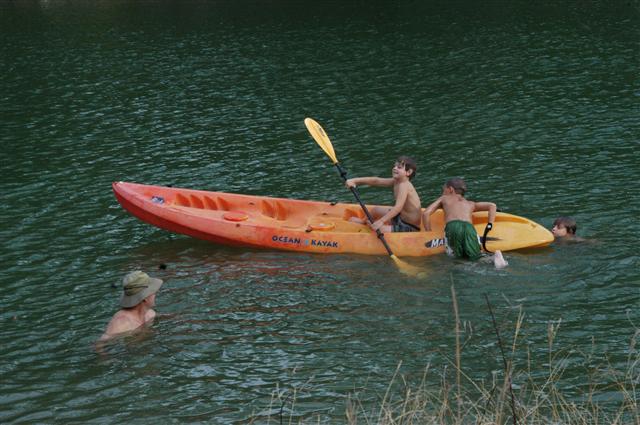 Los Vecinos Ranch - Family and Group Lodging on the Frio River in the Texas Brush Country