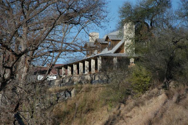 Los Vecinos Ranch - Family and Group Lodging on the Frio River in the Texas Brush Country